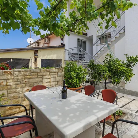 Apartament Nika-12 By Interhome *