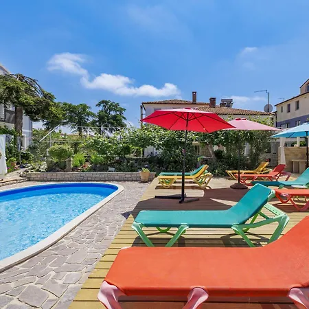 Nika-12 By Interhome * Umag