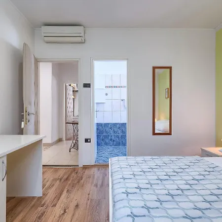 Nika-12 By Interhome * Umag