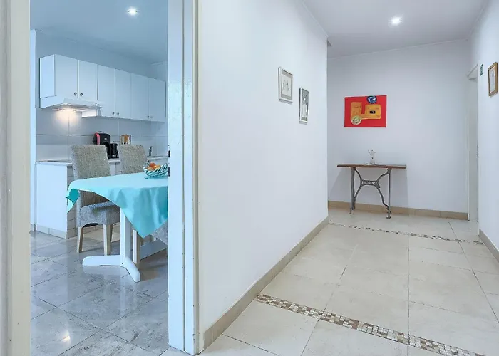 Appartamento Nika-12 By Interhome *