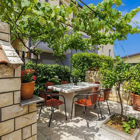 Nika-12 By Interhome Appartement Umag