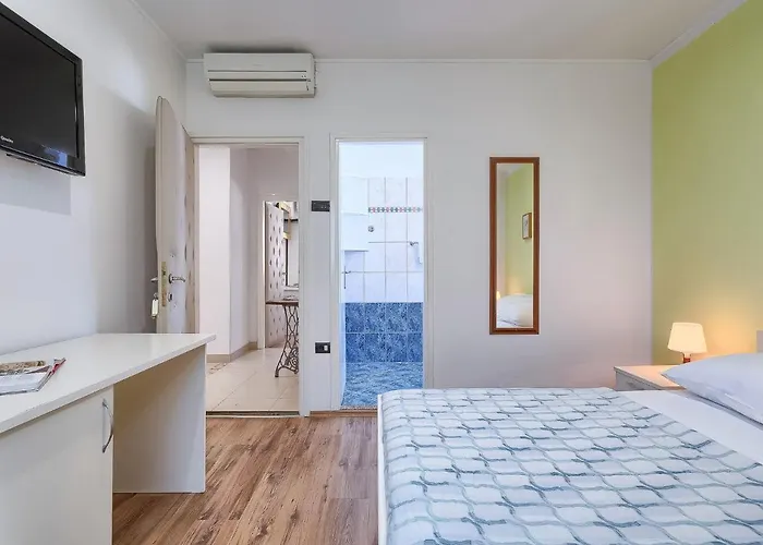 Nika-12 By Interhome * Umag