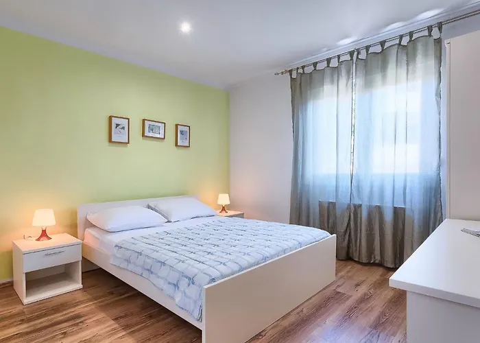 Nika-12 By Interhome Apartamento *