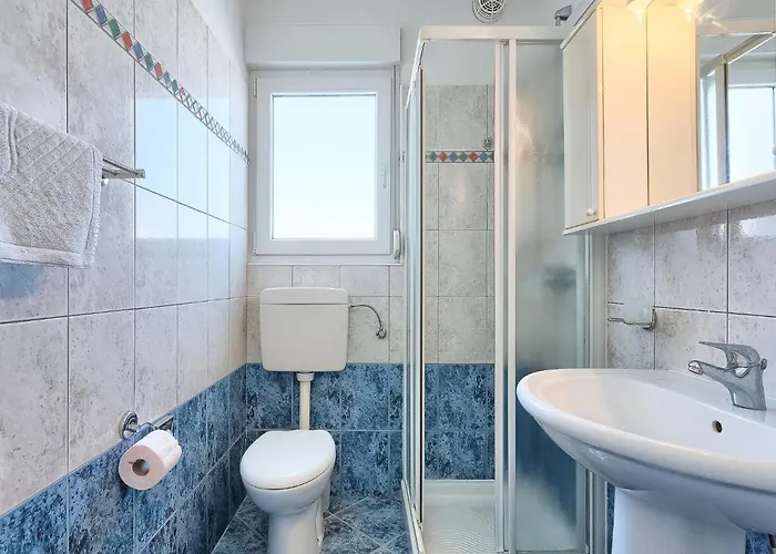 Nika-12 By Interhome * Umag